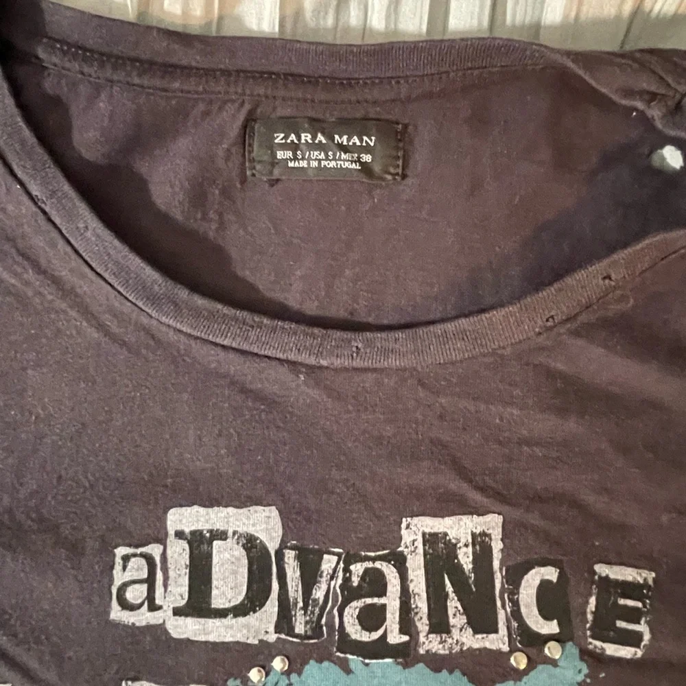 ZARA Rock Tee Shirt - Picture 6 of 6